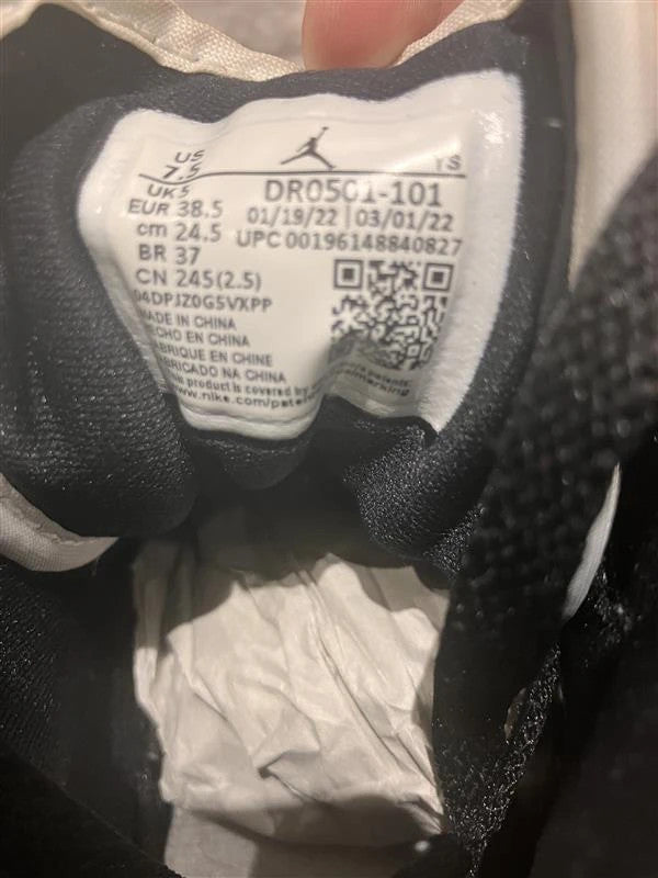 Jordan 1 Mid Split Black White – Women’s UK 5