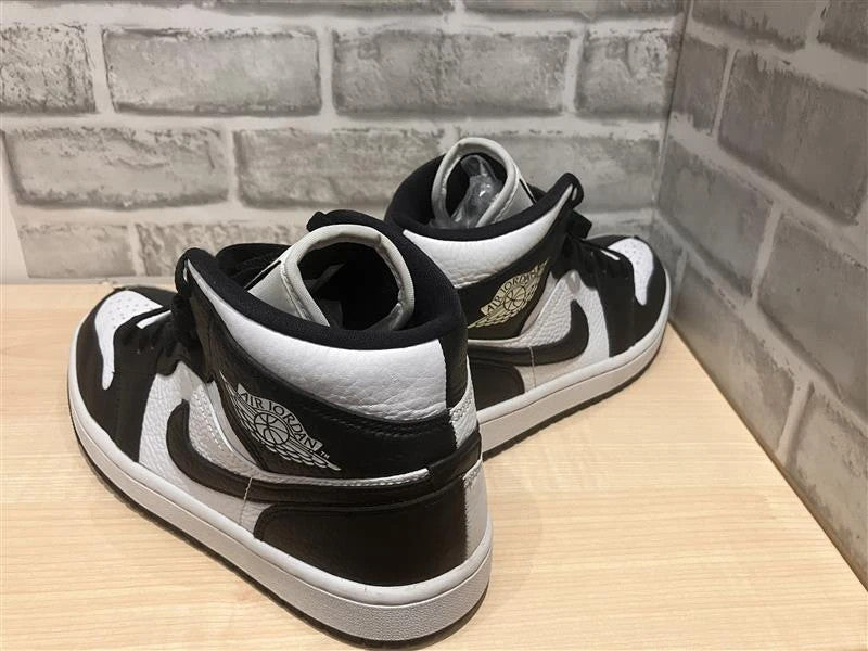 Jordan 1 Mid Split Black White – Women’s UK 5