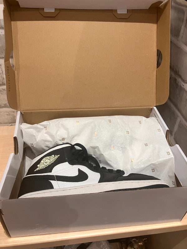 Jordan 1 Mid Split Black White – Women’s UK 5